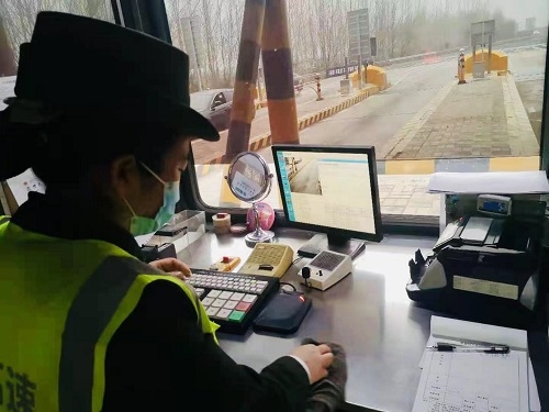 C:\Users\Administrator\Desktop\微信图片_20210422133353.jpg