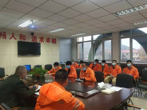 安全警示教育11.15.jpg 安全警示教育11.15.jpg