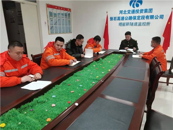 1313123.jpg 1313123.jpg